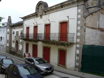 Colegio de Monjas y capilla  en Ribadeo 